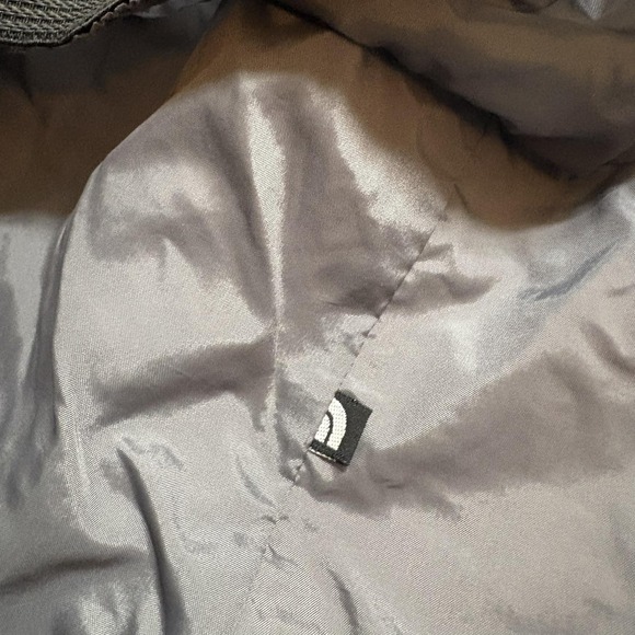 The North Face HyVent Jacket Womens Small Black Waterproof Hooded Ski Hiking - Picture 14 of 16